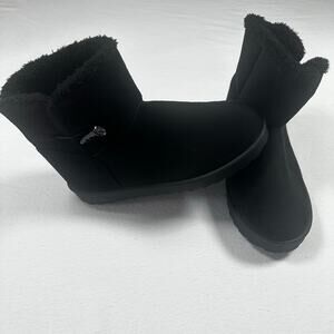Dept222 Fuzzy Boots
